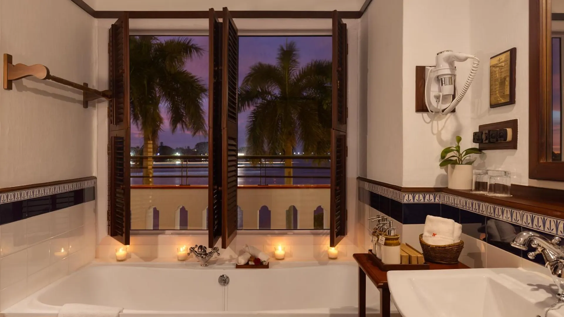 Hotel Brunton Boatyard - A Cgh Earth Experience à Kochi