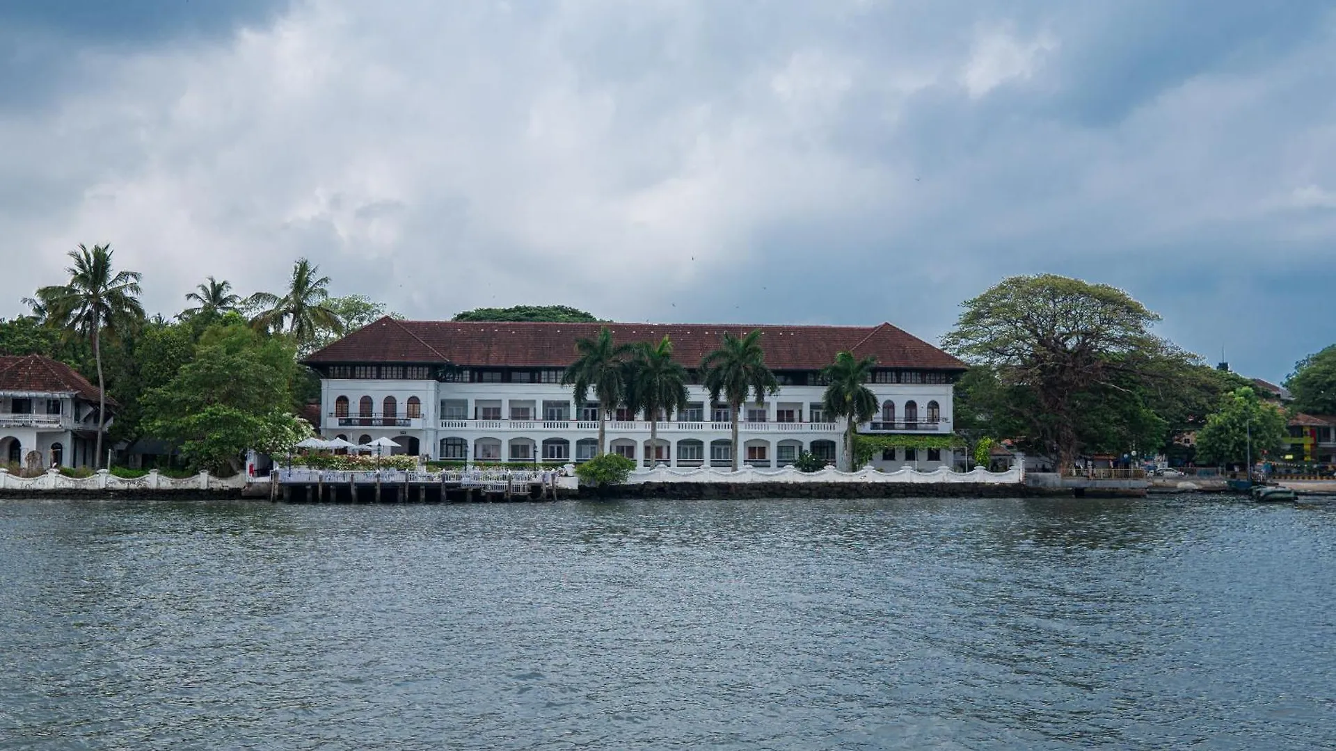 Hotel Brunton Boatyard - A Cgh Earth Experience Kochi